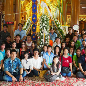 ถวายเทียนพรรษา ประจำปี 59